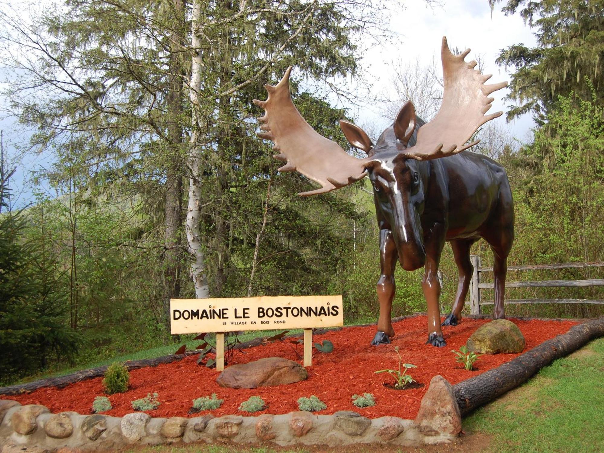 Domaine Le Bostonnais - Le Village En Bois Rond La Tuque Esterno foto