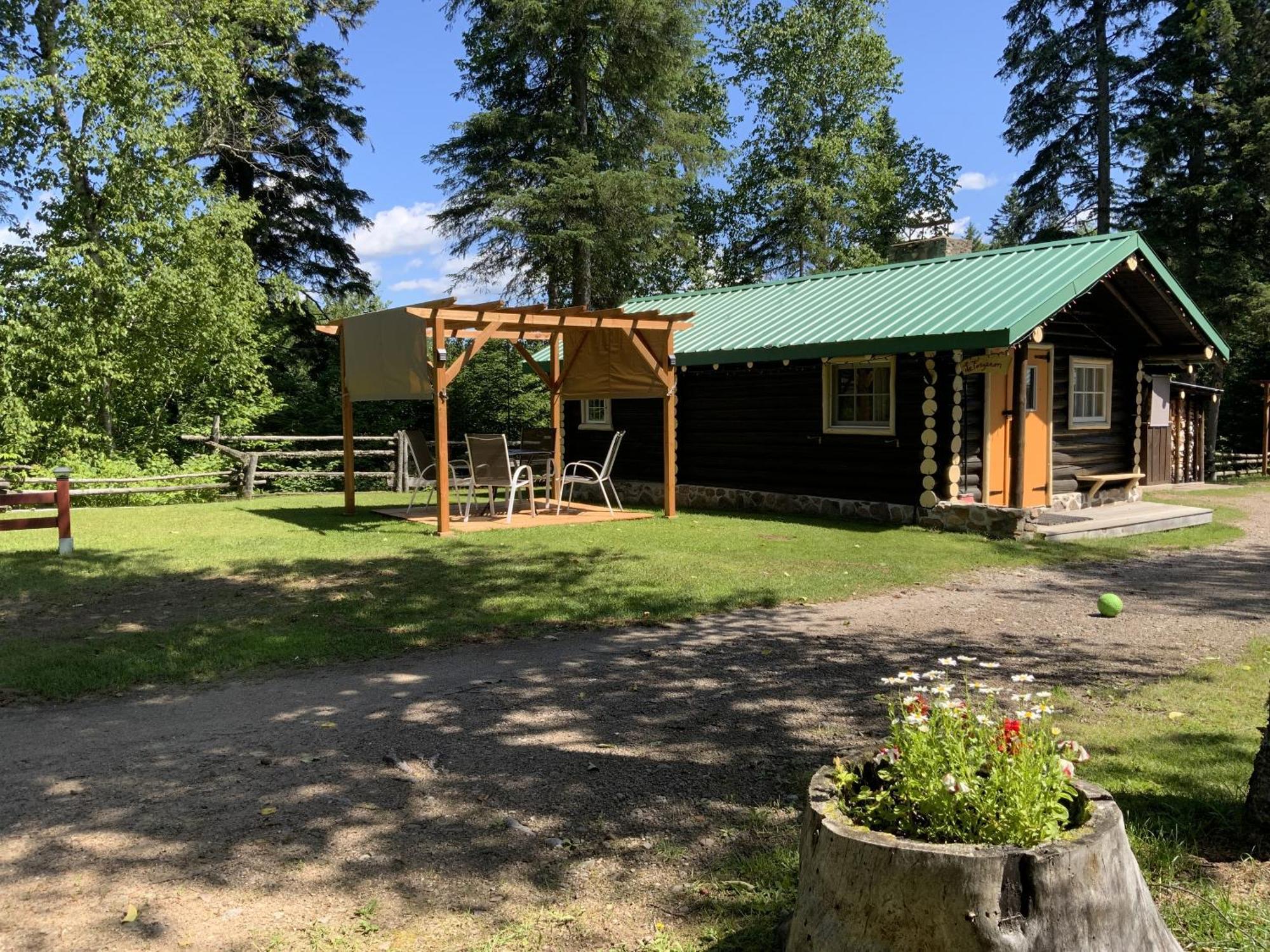 Domaine Le Bostonnais - Le Village En Bois Rond La Tuque Camera foto