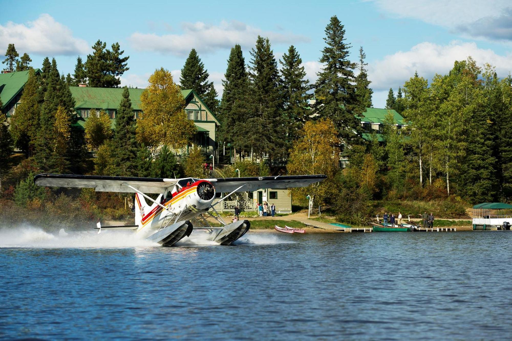 Domaine Le Bostonnais - Le Village En Bois Rond La Tuque Esterno foto